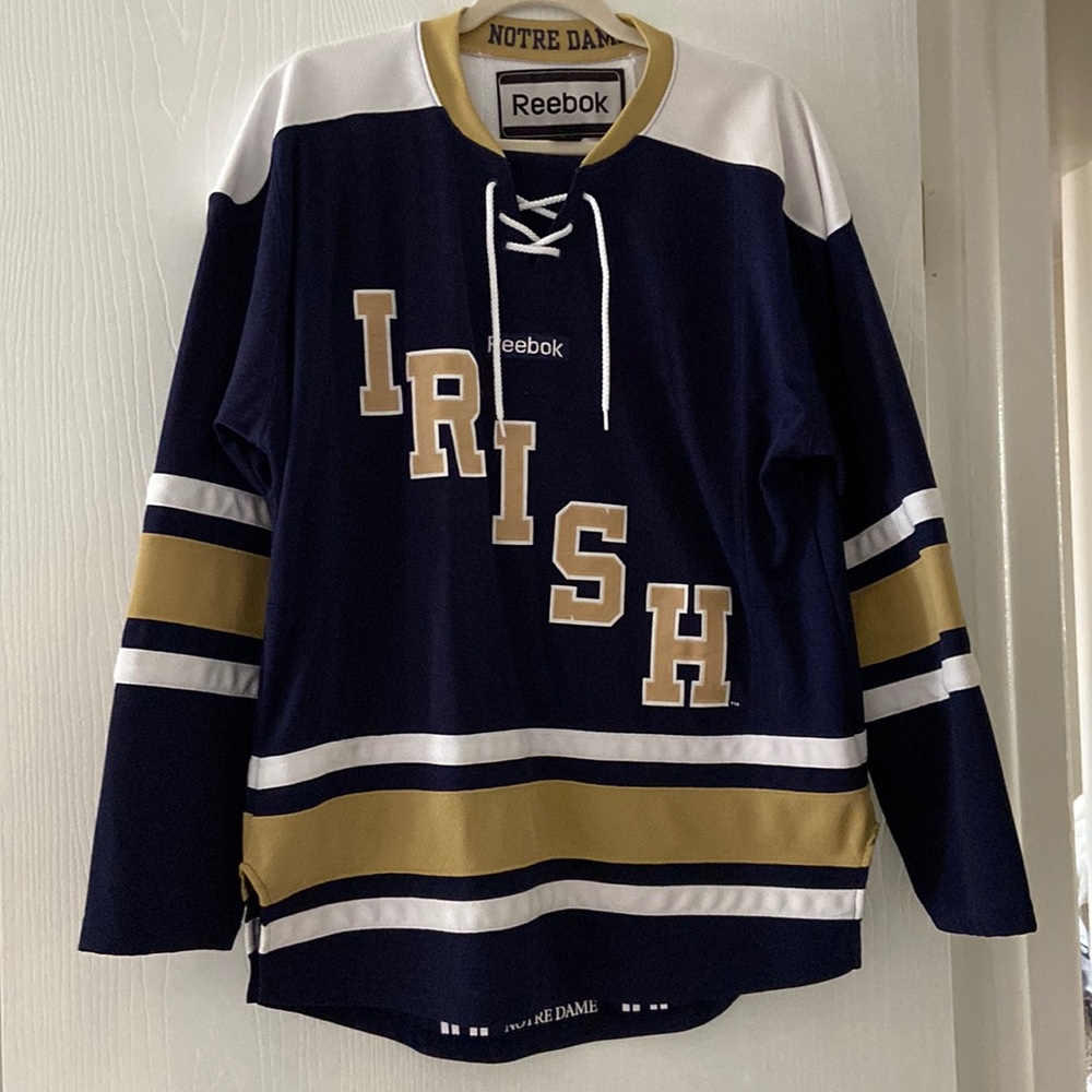 Notre Dame Irish hockey jersey